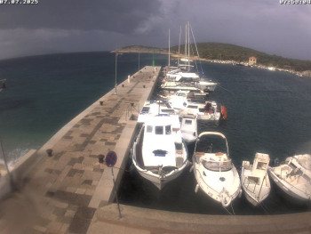 Snímek    7.7.2025 v 08:00