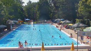 Koupaliště Bystřice pod Hostýnem - Bazén - 15.6.2025 v 15:30