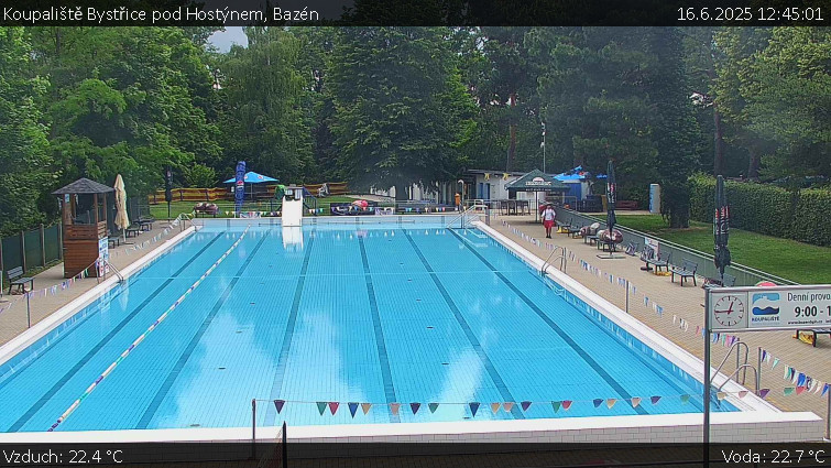 Koupaliště Bystřice pod Hostýnem - Bazén - 16.6.2025 v 12:45 Koupaliště Bystřice pod Hostýnem - Bazén - 16.6.2025 v 12:45
