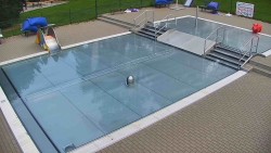 Wading pool
