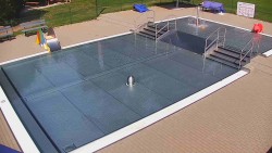 Wading pool