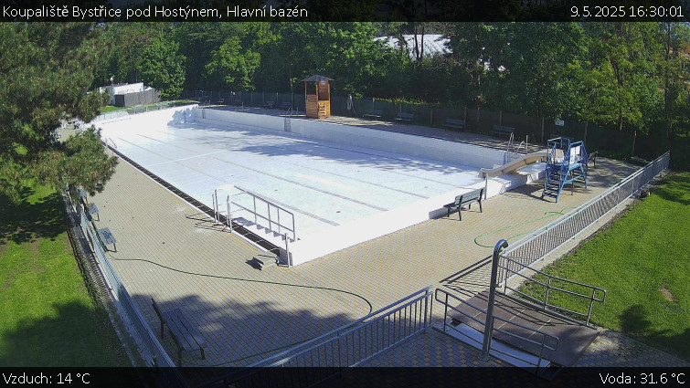 Koupaliště Bystřice pod Hostýnem - Hlavní bazén - 9.5.2025 v 16:30 Koupaliště Bystřice pod Hostýnem - Hlavní bazén - 9.5.2025 v 16:30