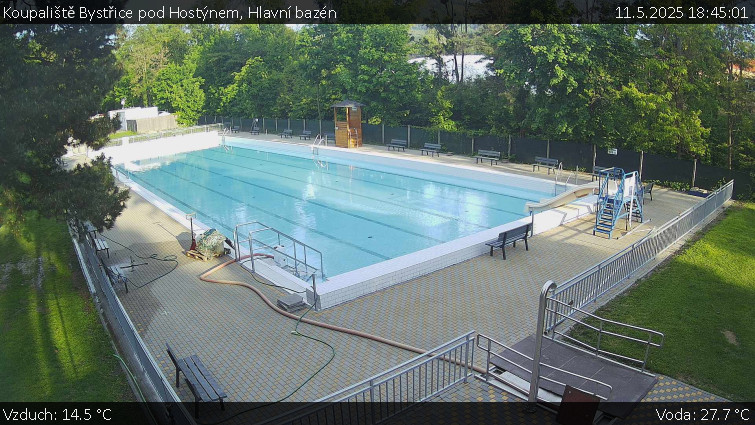 Koupaliště Bystřice pod Hostýnem - Hlavní bazén - 11.5.2025 v 18:45 Koupaliště Bystřice pod Hostýnem - Hlavní bazén - 11.5.2025 v 18:45