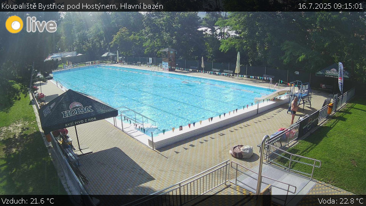 Koupaliště Bystřice pod Hostýnem - Hlavní bazén - 16.7.2025 v 09:15 Koupaliště Bystřice pod Hostýnem - Hlavní bazén - 16.7.2025 v 09:15