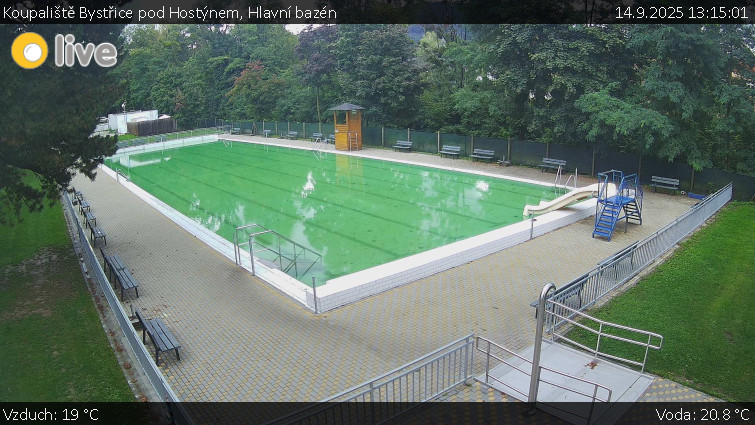 Koupaliště Bystřice pod Hostýnem - Hlavní bazén - 14.9.2025 v 13:15 Koupaliště Bystřice pod Hostýnem - Hlavní bazén - 14.9.2025 v 13:15