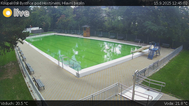 Koupaliště Bystřice pod Hostýnem - Hlavní bazén - 15.9.2025 v 12:45