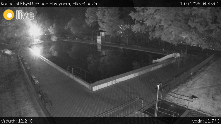 Koupaliště Bystřice pod Hostýnem - Hlavní bazén - 19.9.2025 v 04:45 Koupaliště Bystřice pod Hostýnem - Hlavní bazén - 19.9.2025 v 04:45