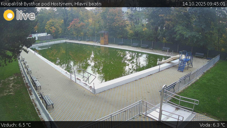 Koupaliště Bystřice pod Hostýnem - Hlavní bazén - 14.10.2025 v 09:45 Koupaliště Bystřice pod Hostýnem - Hlavní bazén - 14.10.2025 v 09:45