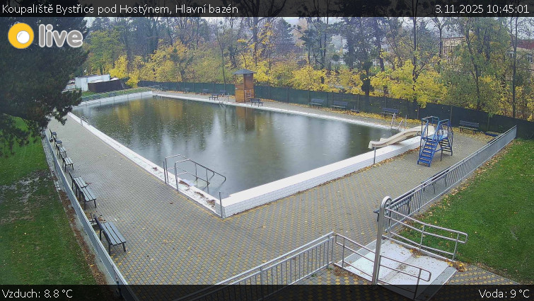 Koupaliště Bystřice pod Hostýnem - Hlavní bazén - 3.11.2025 v 10:45