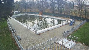 Koupaliště Bystřice pod Hostýnem - Hlavní bazén - 16.11.2025 v 14:45 Koupaliště Bystřice pod Hostýnem - Hlavní bazén - 16.11.2025 v 14:45