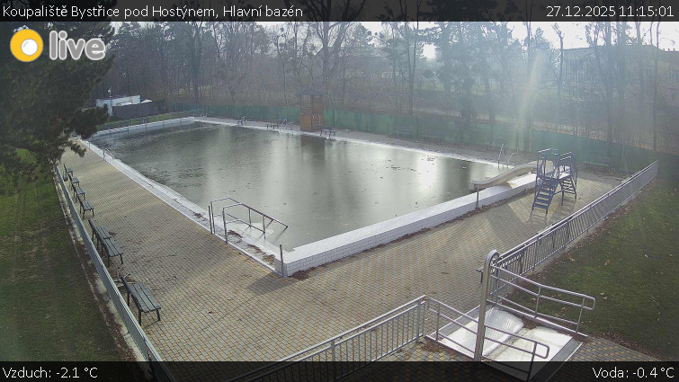 Koupaliště Bystřice pod Hostýnem - Hlavní bazén - 27.12.2025 v 11:15