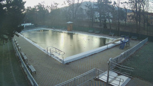 Koupaliště Bystřice pod Hostýnem - Hlavní bazén - 29.12.2025 v 08:45
