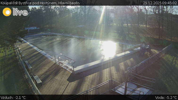 Koupaliště Bystřice pod Hostýnem - Hlavní bazén - 29.12.2025 v 09:45