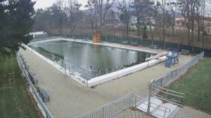 Koupaliště Bystřice pod Hostýnem - Hlavní bazén - 29.12.2025 v 12:45