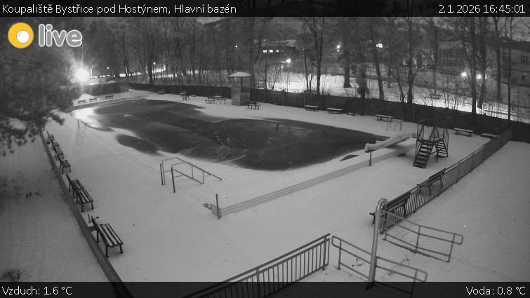 Koupaliště Bystřice pod Hostýnem - Hlavní bazén - 2.1.2026 v 16:45