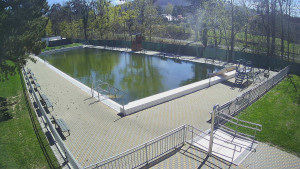 Koupaliště Bystřice pod Hostýnem - Hlavní bazén - 7.4.2026 v 12:45