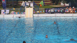 Koupaliště Bystřice pod Hostýnem - Skluzavka  - 1.7.2025 v 09:45