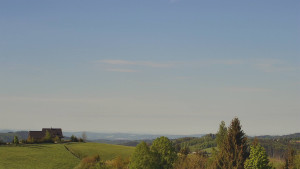 Skiareál Troják - Troják, Maruška - parkoviště - 1.5.2025 v 08:03 Skiareál Troják - Troják, Maruška - parkoviště - 1.5.2025 v 08:03