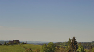 Skiareál Troják - Troják, Maruška - parkoviště - 1.5.2025 v 09:03 Skiareál Troják - Troják, Maruška - parkoviště - 1.5.2025 v 09:03