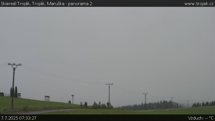 Skiareál Troják - Troják, Maruška - panorama 2 - 7.7.2025 v 07:33 Skiareál Troják - Troják, Maruška - panorama 2 - 7.7.2025 v 07:33