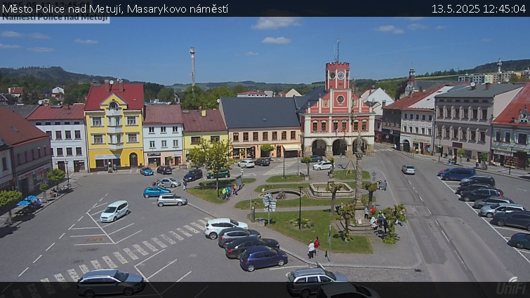 Město Police nad Metují - Masarykovo náměstí - 13.5.2025 v 12:45 Město Police nad Metují - Masarykovo náměstí - 13.5.2025 v 12:45