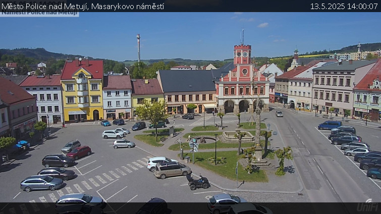 Město Police nad Metují - Masarykovo náměstí - 13.5.2025 v 14:00 Město Police nad Metují - Masarykovo náměstí - 13.5.2025 v 14:00