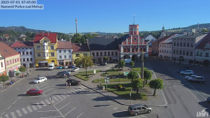 Město Police nad Metují - Masarykovo náměstí - 1.7.2025 v 07:45