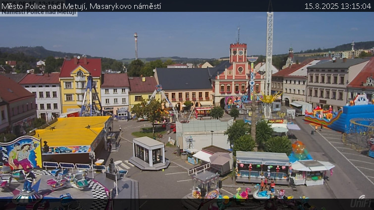Město Police nad Metují - Masarykovo náměstí - 15.8.2025 v 13:15