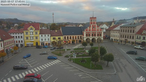 Město Police nad Metují - Masarykovo náměstí - 17.10.2025 v 17:45