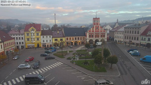 Město Police nad Metují - Masarykovo náměstí - 23.10.2025 v 07:45