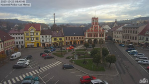 Město Police nad Metují - Masarykovo náměstí - 23.10.2025 v 08:45