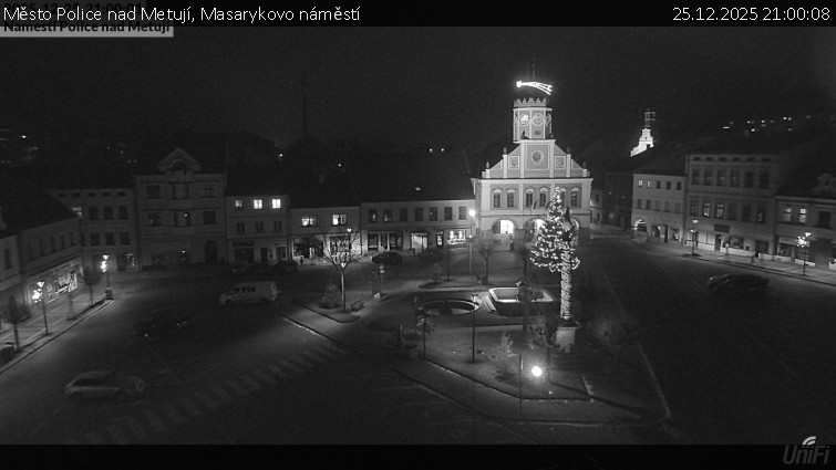 Město Police nad Metují - Masarykovo náměstí - 25.12.2025 v 21:00