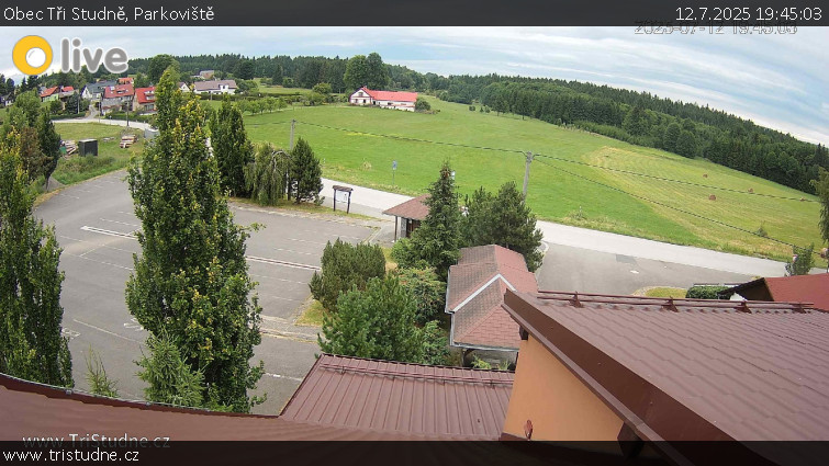 Obec Tři Studně - Parkoviště - 12.7.2025 v 19:45 Obec Tři Studně - Parkoviště - 12.7.2025 v 19:45