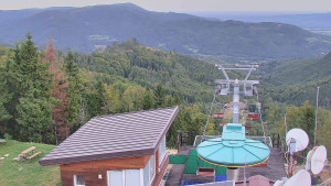 Ski areál SEVERKA v Dolní Lomné - Pohled na bazén - 16.9.2025 v 10:30