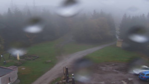 Ski areál SEVERKA v Dolní Lomné - Pohled na bazén - 18.10.2025 v 07:30