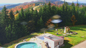 Ski areál SEVERKA v Dolní Lomné - Pohled na bazén - 18.10.2025 v 12:30