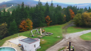 Ski areál SEVERKA v Dolní Lomné - Pohled na bazén - 22.10.2025 v 13:00