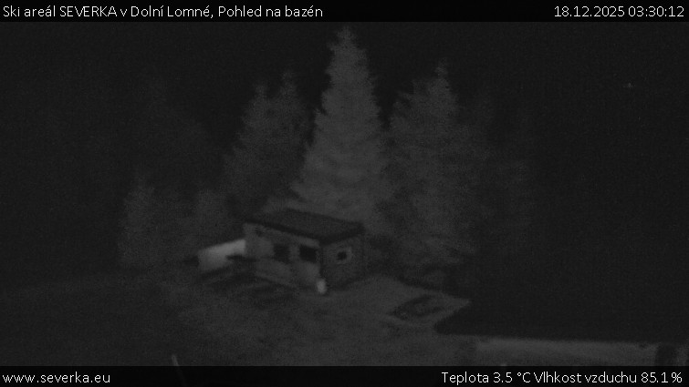 Ski areál SEVERKA v Dolní Lomné - Pohled na bazén - 18.12.2025 v 03:30