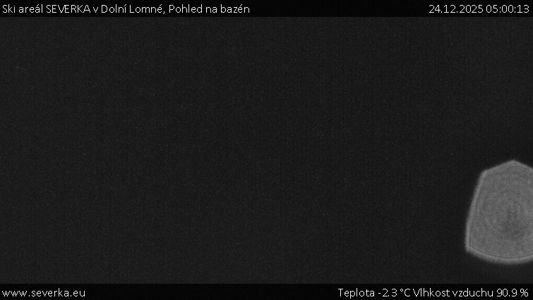 Ski areál SEVERKA v Dolní Lomné - Pohled na bazén - 24.12.2025 v 05:00