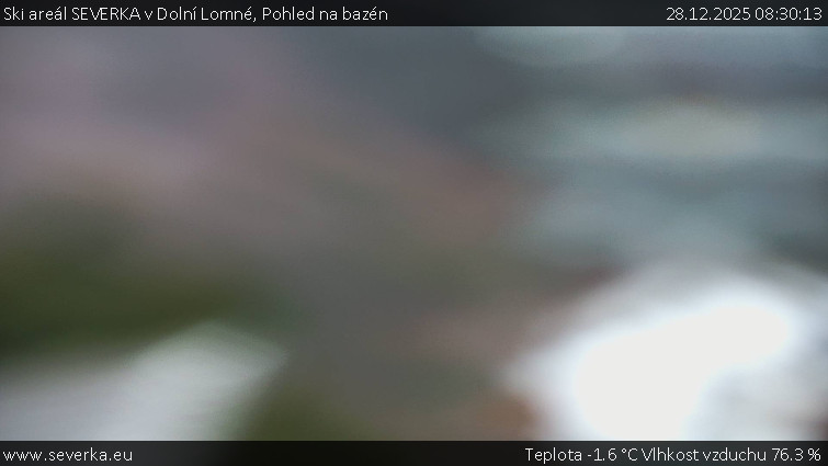 Ski areál SEVERKA v Dolní Lomné - Pohled na bazén - 28.12.2025 v 08:30