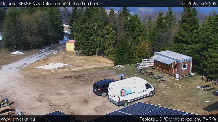 Ski areál SEVERKA v Dolní Lomné - Pohled na bazén - 9.4.2026 v 10:30