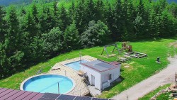 Pohled na bazén