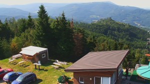 Skigebiet SEVERKA in Dolní Lomná - Blick auf den Pool - 31.7.2026 v 16:30 Skigebiet SEVERKA in Dolní Lomná - Blick auf den Pool - 31.7.2026 v 16:30