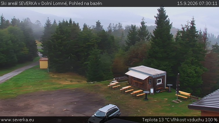 Ski areál SEVERKA v Dolní Lomné - Pohled na bazén - 15.9.2026 v 07:30