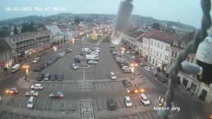 Město Hořice - Náměstí Jiřího z Poděbrad - 18.12.2025 v 07:45 Město Hořice - Náměstí Jiřího z Poděbrad - 18.12.2025 v 07:45