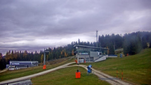 Stuhleck - Stuhleckbahn Bergstation - 27.10.2025 v 06:45 Stuhleck - Stuhleckbahn Bergstation - 27.10.2025 v 06:45