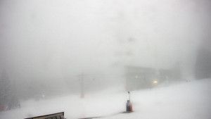 Stuhleck - Stuhleckbahn Bergstation - 23.12.2025 v 15:45