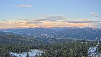 Snímek    25.10.2025 v 08:00