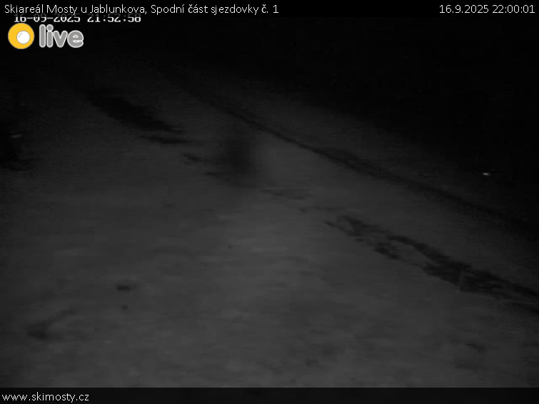 Skiareál Mosty u Jablunkova - Spodní část sjezdovky č. 1  - 16.9.2025 v 22:00