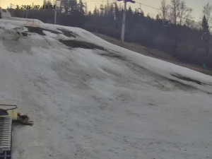 Skiareál Mosty u Jablunkova - Spodní část sjezdovky č. 1  - 5.3.2026 v 08:00